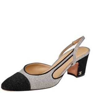 CHANEL Black and Cream Textured Slingback Heels